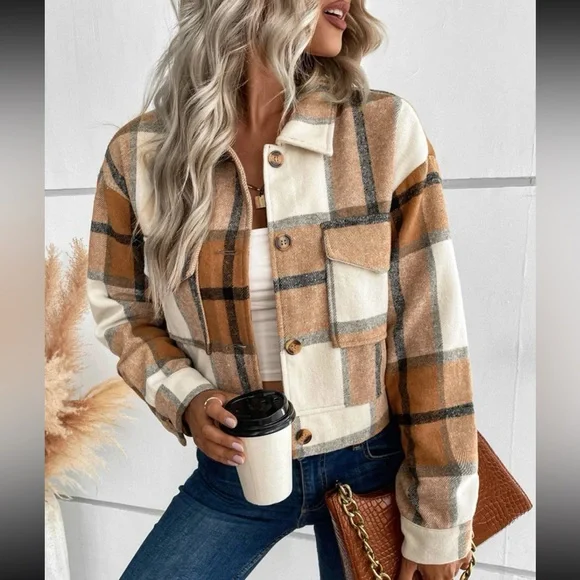 Boho navy blue plaid button down cropped jacket - Picture 5 of 16